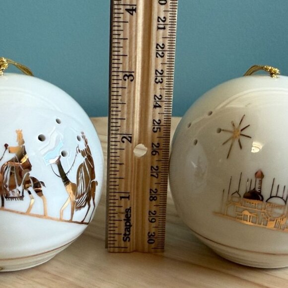 2 Vtg 24K Gold Andre Richard Potpourri Christmas Ornaments The Three Kings Japan - Picture 7 of 9